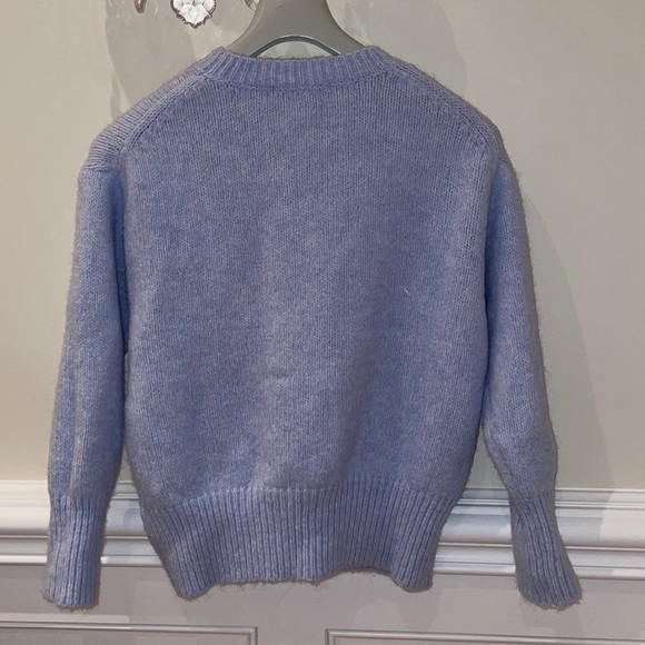 Round neck knit sweater. Beautiful sky blue colour - Picture 8 of 9